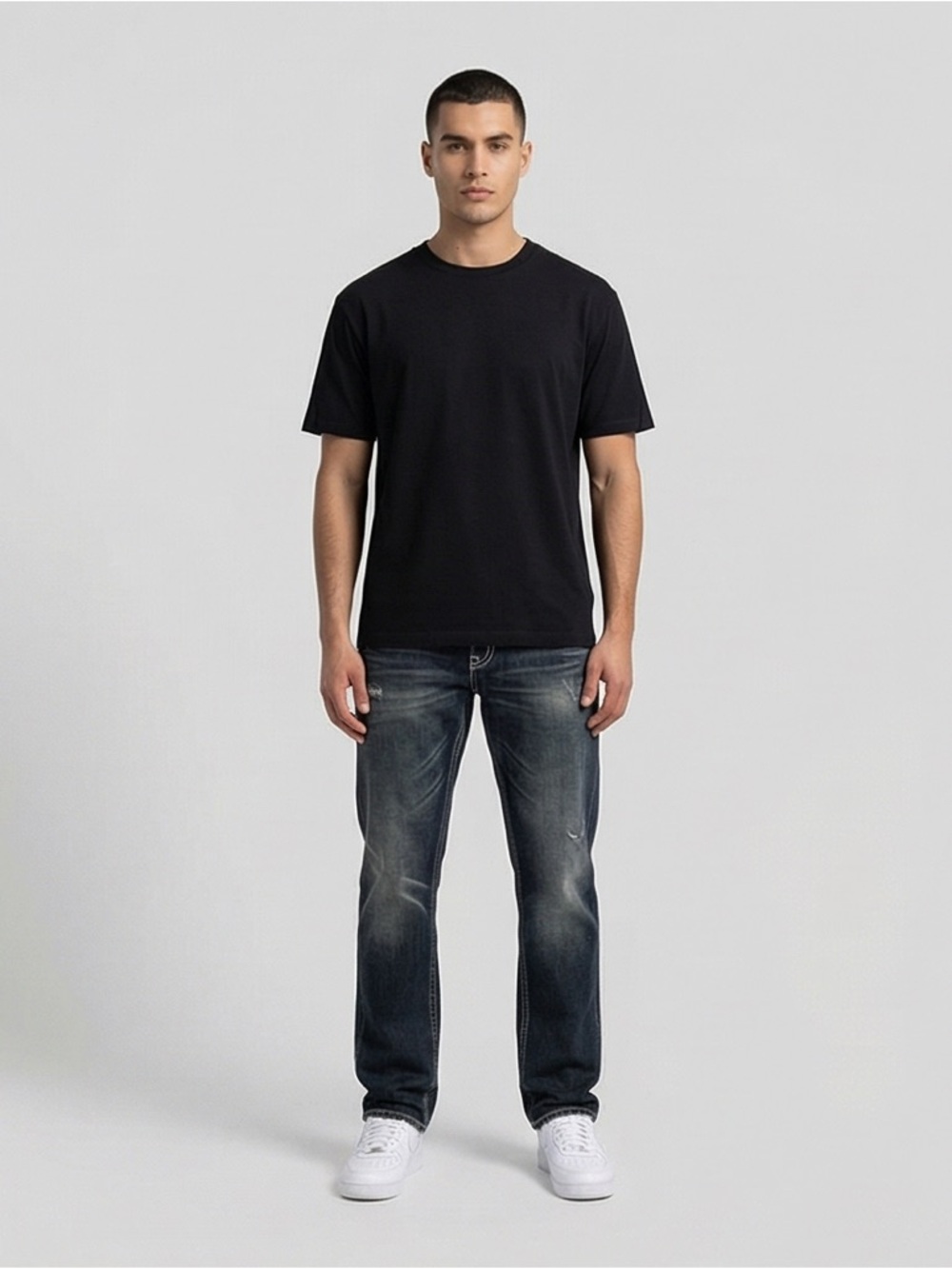 Men's Vintage
Washed Distressed
Blue Denim Jeans